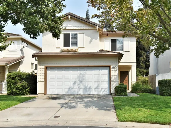 8749 White Cedar Ln, Elk Grove, CA 95758