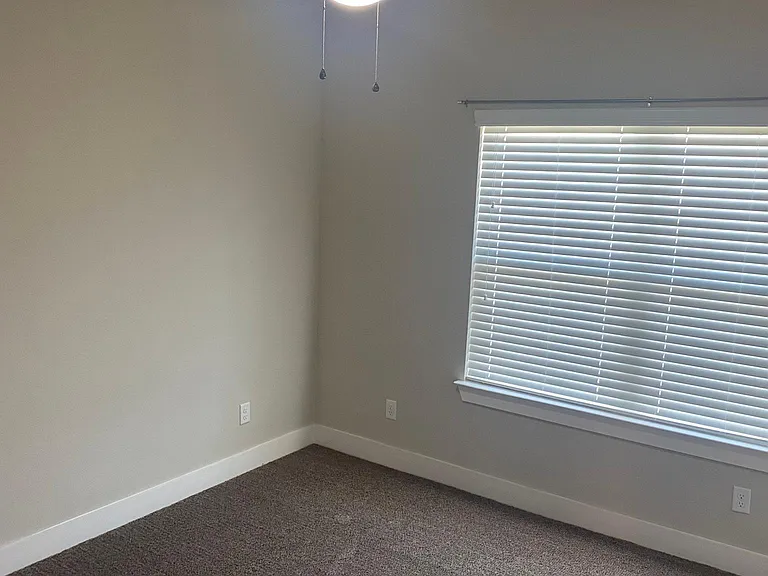 3908 Yukon Ln — Photo 4