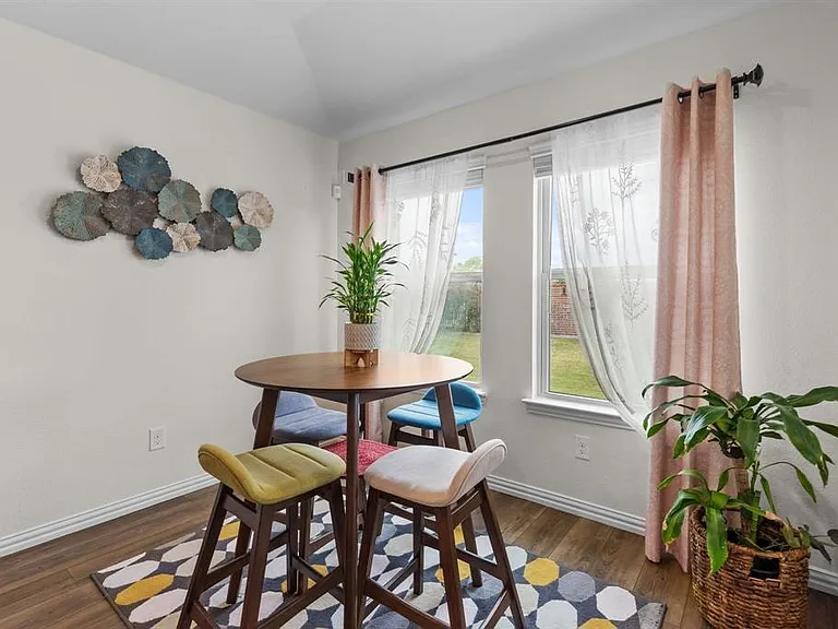 671 Farmstead Dr — Photo 29