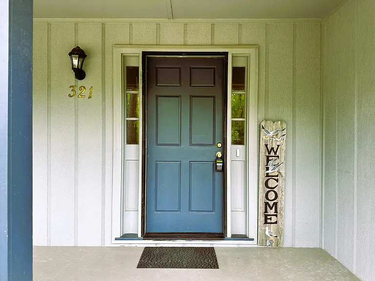 321 Bahama Loop — Photo 2