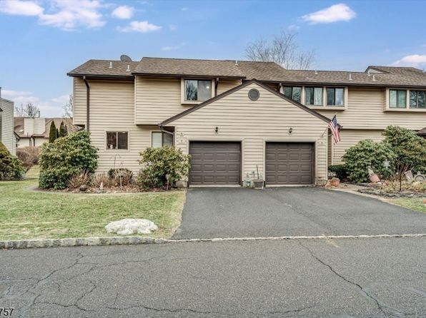 7 Eagle Dr