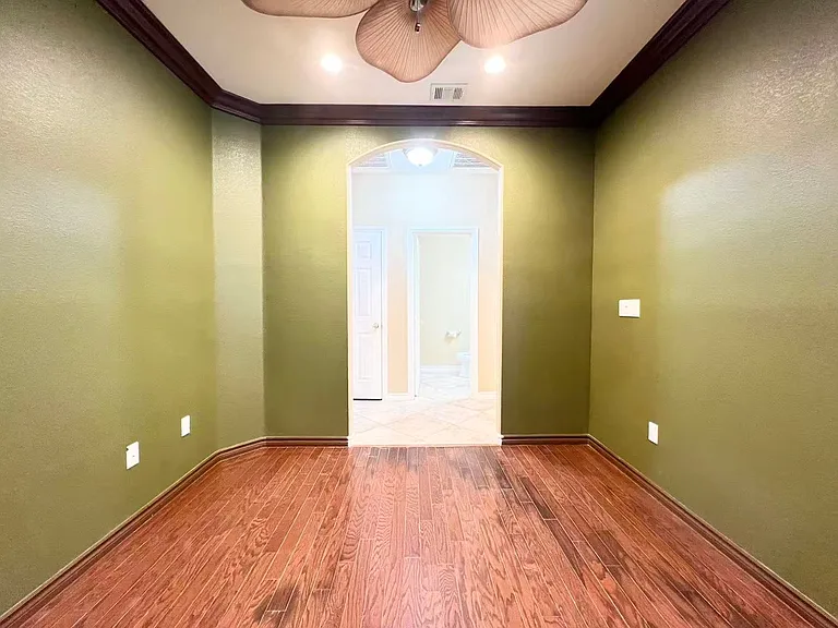 674 Fynn Valley Dr — Photo 31