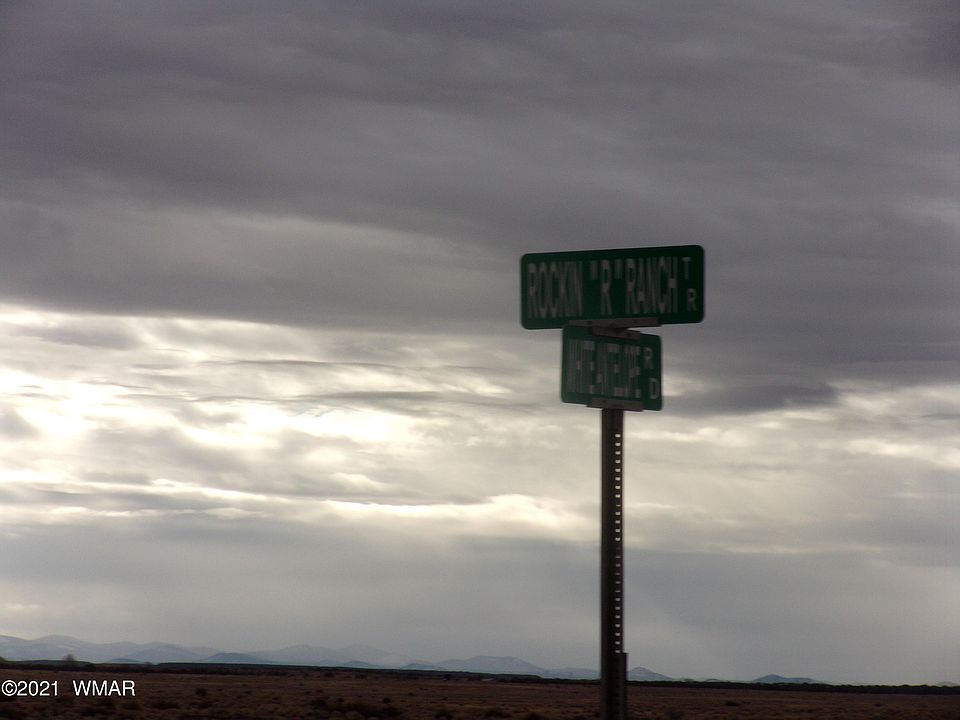 2nd image of 8619 Rockin R Ranch Trl
