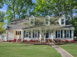 715 Wimbley Ln, Chesapeake, VA 23322