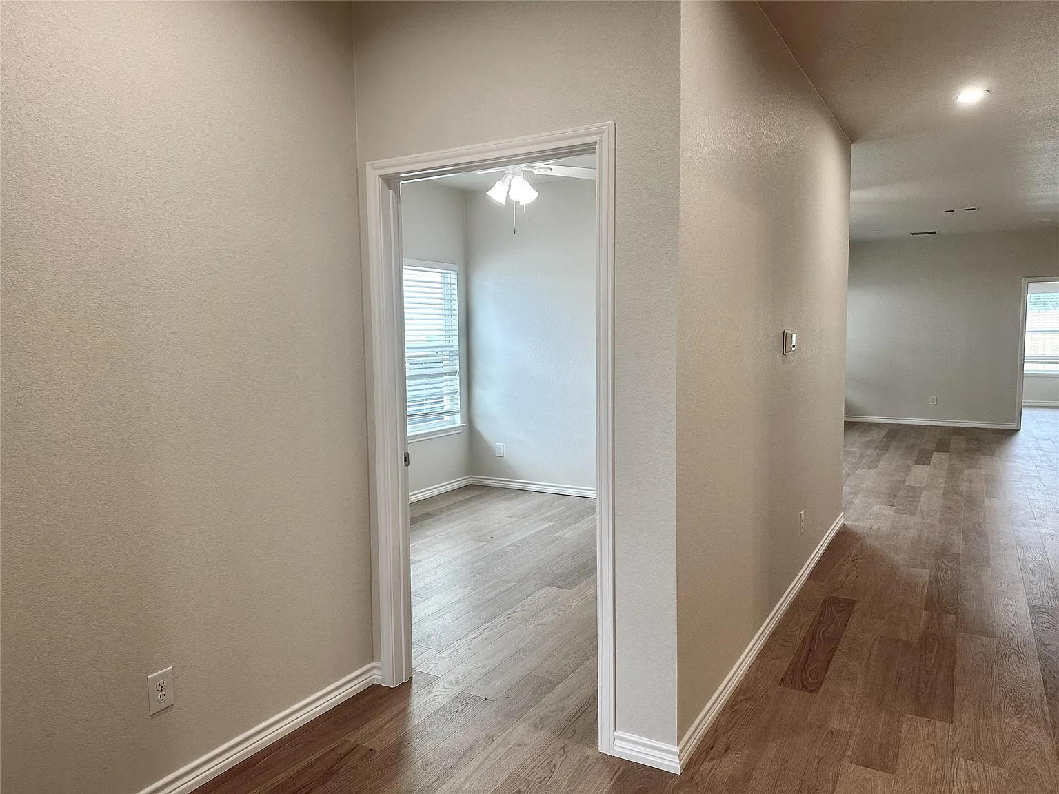 3 bed, 2.0 bath, 1550 sqft, $1,550 — Photo 4