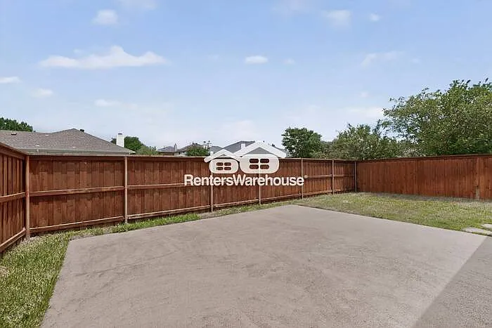 7301 Fossil Lake Dr — Photo 46