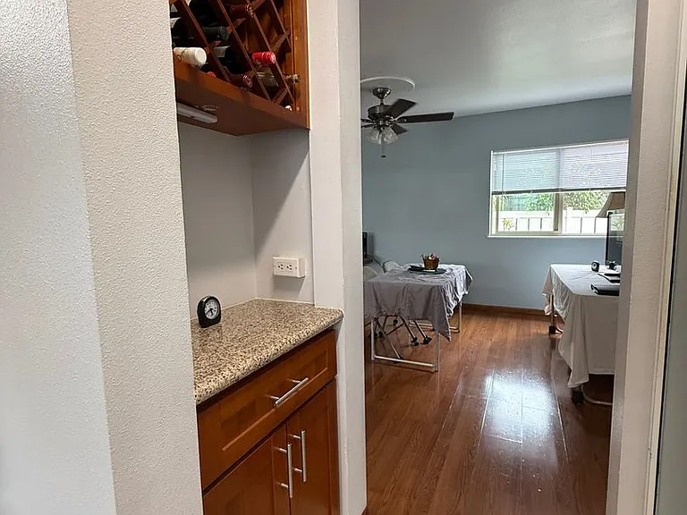 94-1098 Awalua St — Photo 32