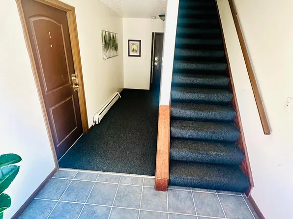 230 Prestwick Dr #5, Youngstown, OH 44512