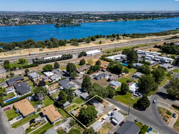 1217 N Union St, Kennewick, WA 99336