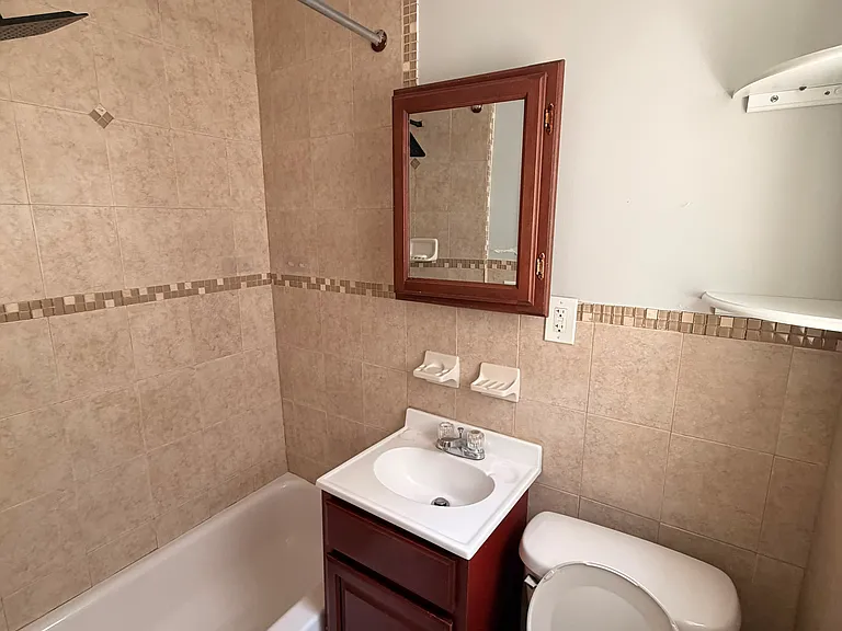 6120 Monroe Pl #2C — Photo 7