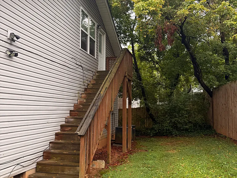 28 Buffalo St #B — Photo 21