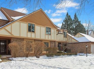 688 Moorland Dr, East Lansing, MI 48823