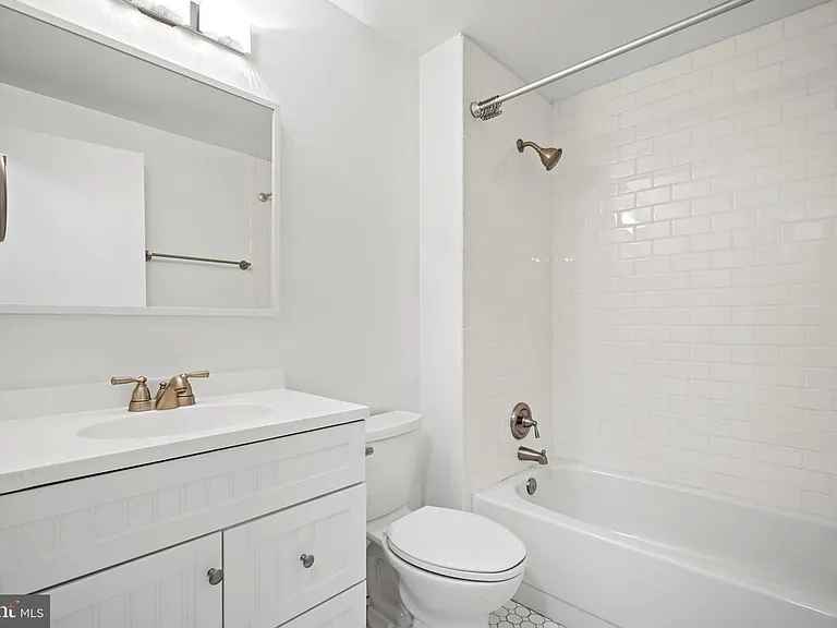 5863 Jacksons Oak Ct — Photo 23