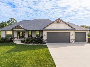 5094 Bedford Park Dr, Nashport, OH 43830