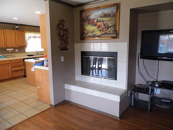 4th image of 43636 Dana Dr