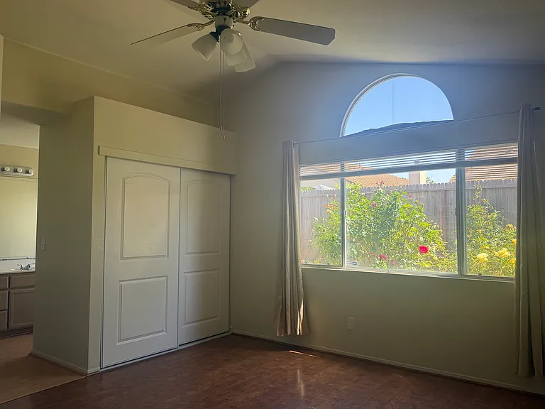 9190 Lakemont Dr — Photo 10