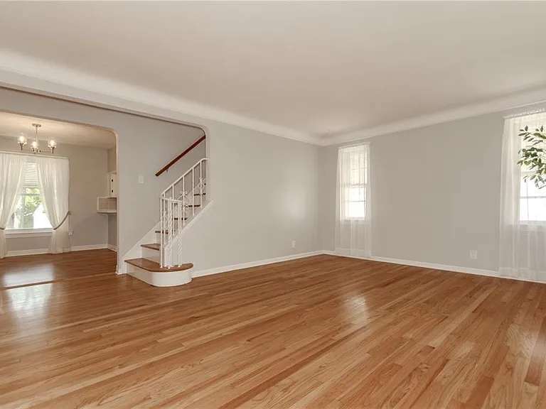 1752 Brainard Rd — Photo 5