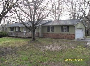 553 S Hacker Rd, Brighton, MI 48114