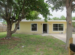 2917 Giuliano Ave, Lake Worth, FL 33461