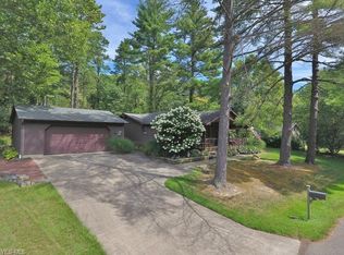 9127 N Shore Dr NE, Mineral City, OH