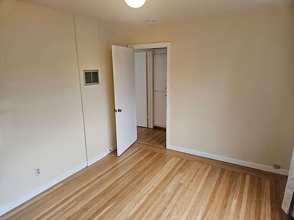 4th image of 688 Alcatraz Ave #686