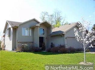 7717 Fairfield Rd N, Brooklyn Park, MN 55444