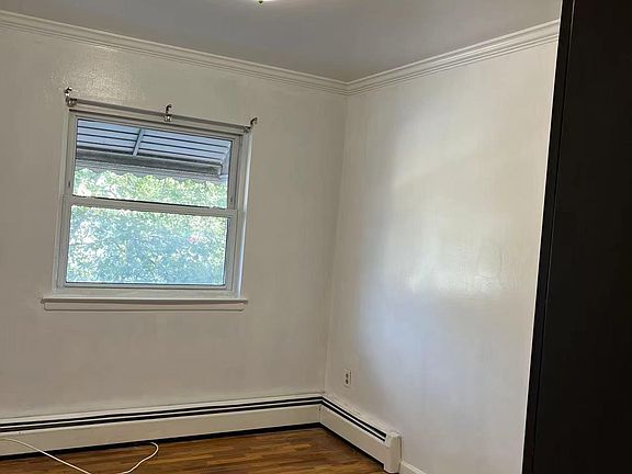 3rd image of 3437 Ely Ave Floor 2