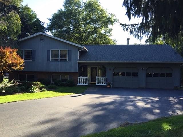 1st image of 29 Larchmont Ave