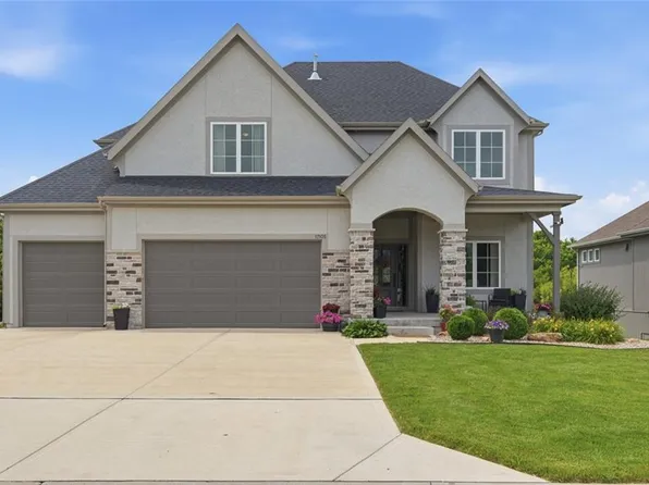 17105 W 170th St, Olathe, KS 66062