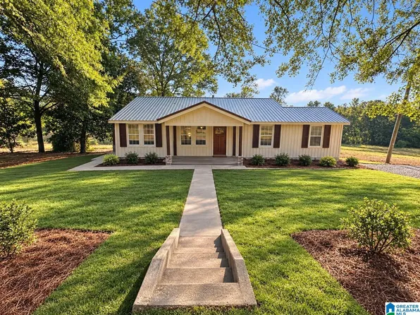 13181 E Capitol Dr, Lawley, AL 36793