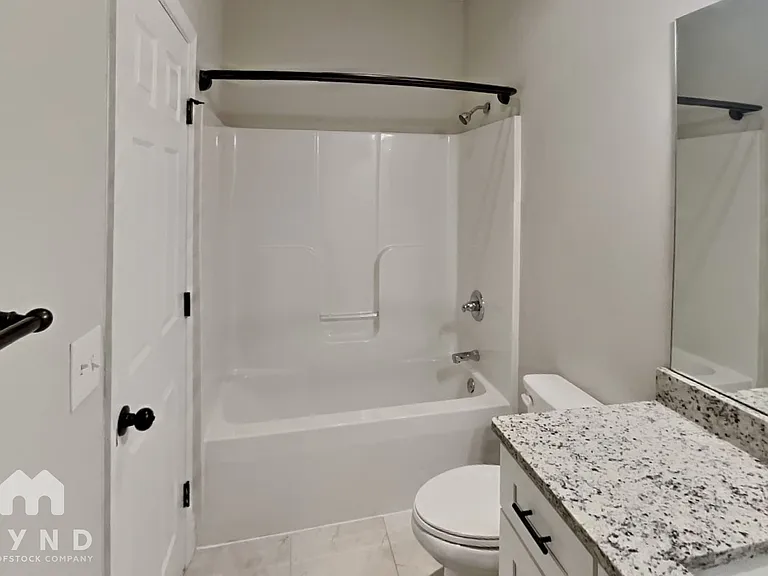 201 Jackson Pl NW — Photo 18