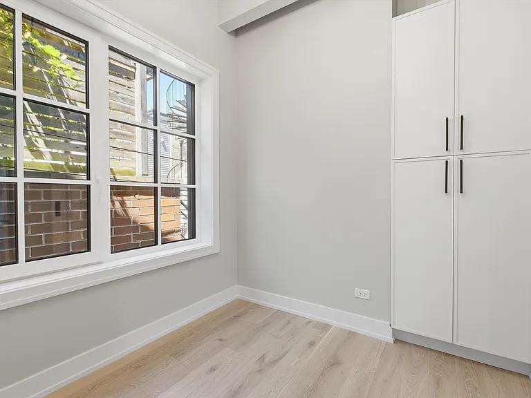 648 N Paulina St #CH — Photo 16