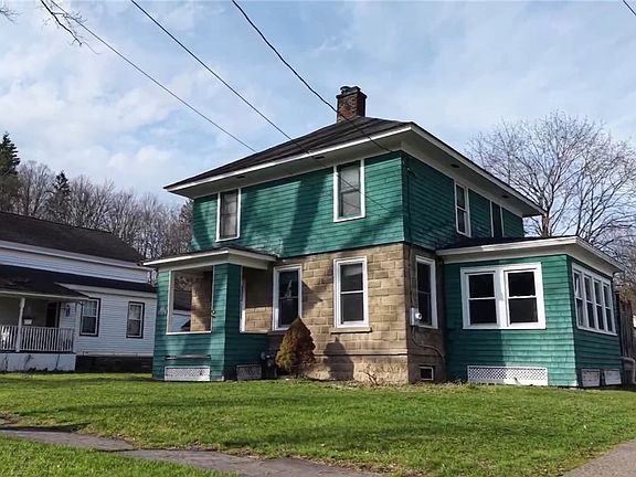 4th image of 20 Taylor St
