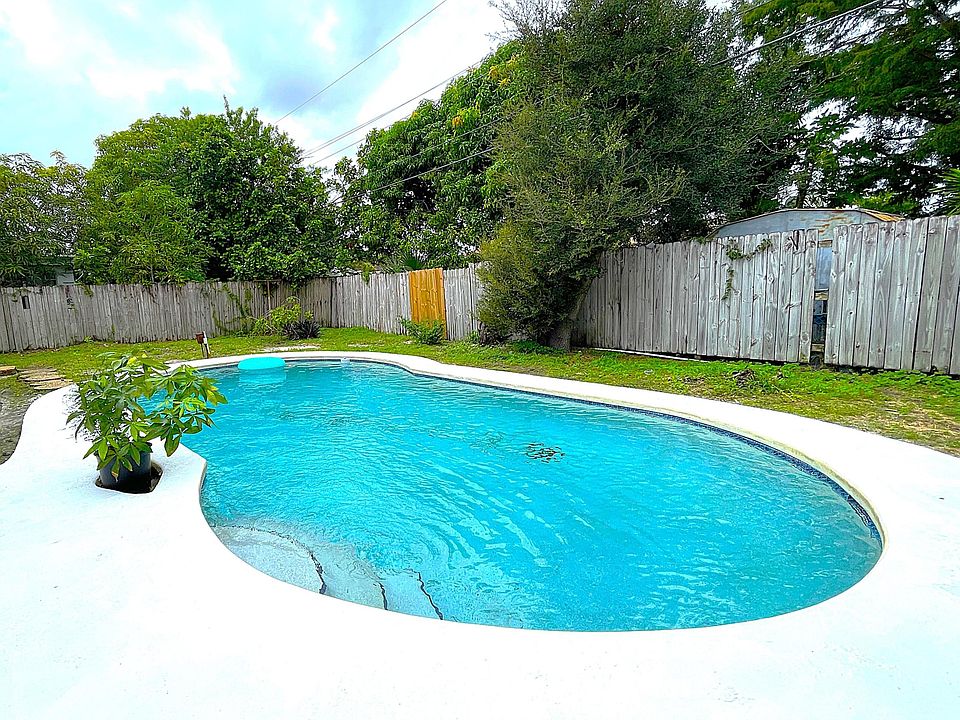 1st image of 4141 NW 38th Terrace
