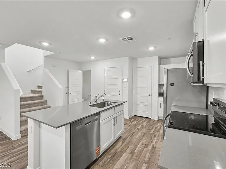 9653 Horseshoe Canyon St — Photo 8