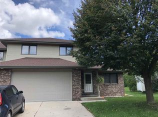 567 Berwick Dr, Sun Prairie, WI 53590
