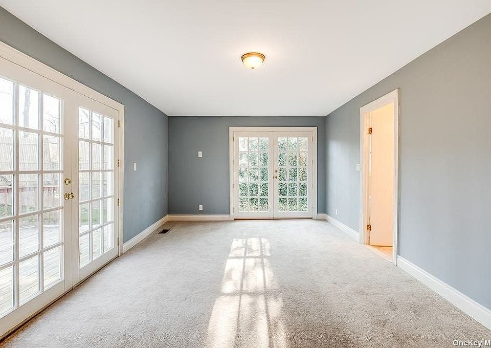 1st image of 102 Jackson Ave Floor 1