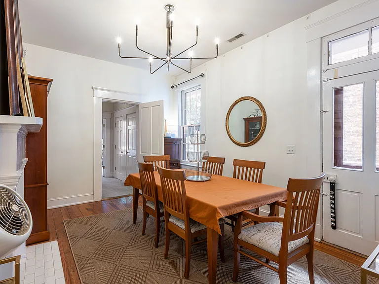 332 Milton St #2 — Photo 13