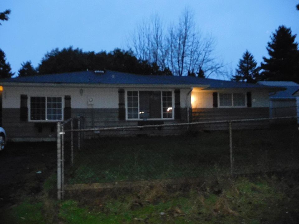 1st image of 1009 116th St S