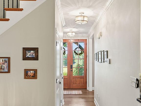 5th image of 419 Laurel Ridge Ln