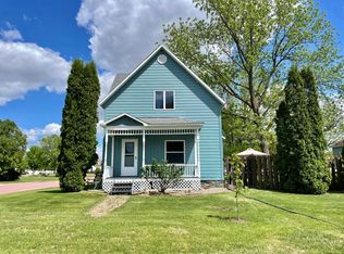 120 Prairie St N, Comfrey, MN 56019