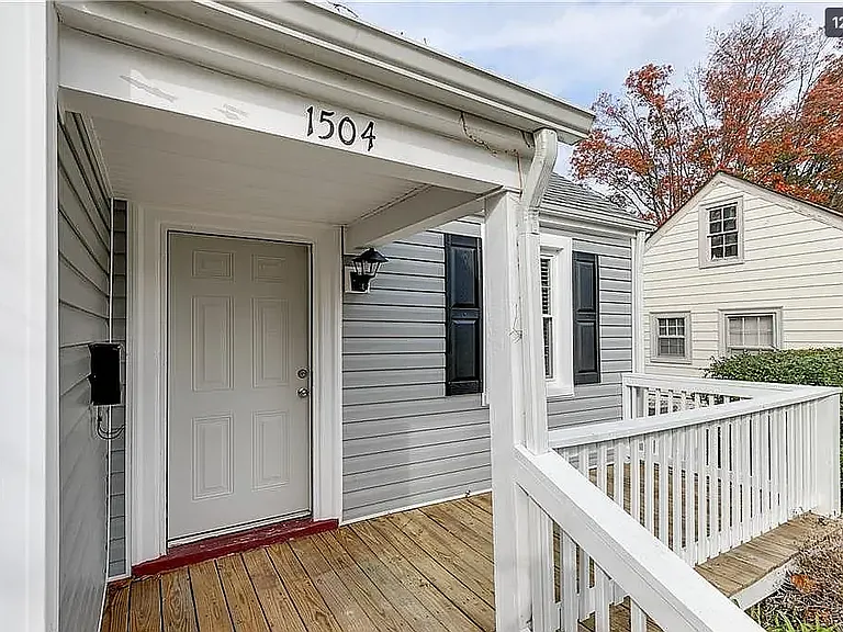 1504 Georgia Ave — Photo 2