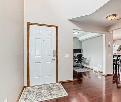 4th image of 6220 W Orr Dr #102
