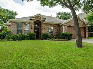 2628 Abercorn Dr, Grapevine, TX 76051