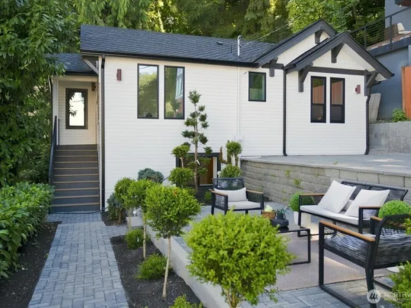 4011 SW Maryland Place, Seattle, WA 98116