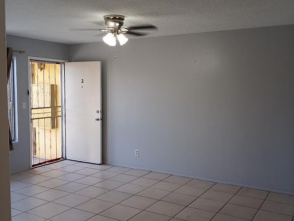 4th image of 4221 Van Dyke Ave #2