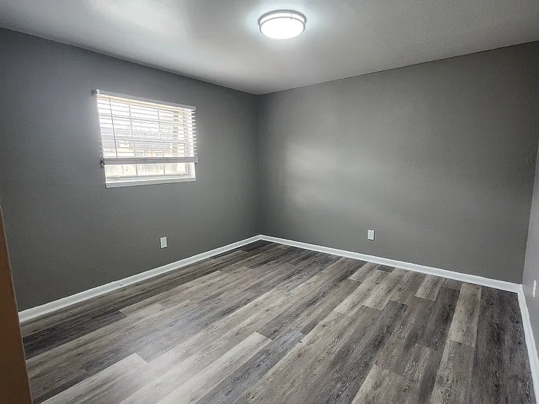 856 Coolbrook Rd #5 — Photo 7