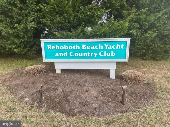 1 Wellington Pl, Rehoboth Beach, DE 19971