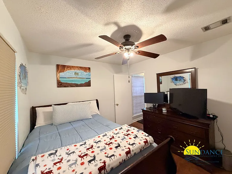 225 Lakeside Ln — Photo 20