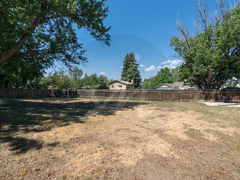 4962 Filarees Cir — Photo 23